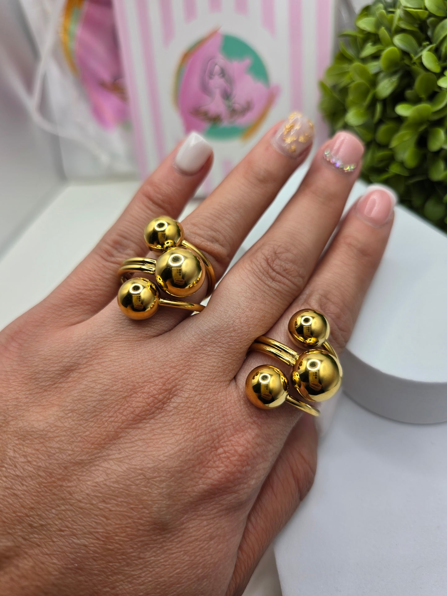 Sphere Ring