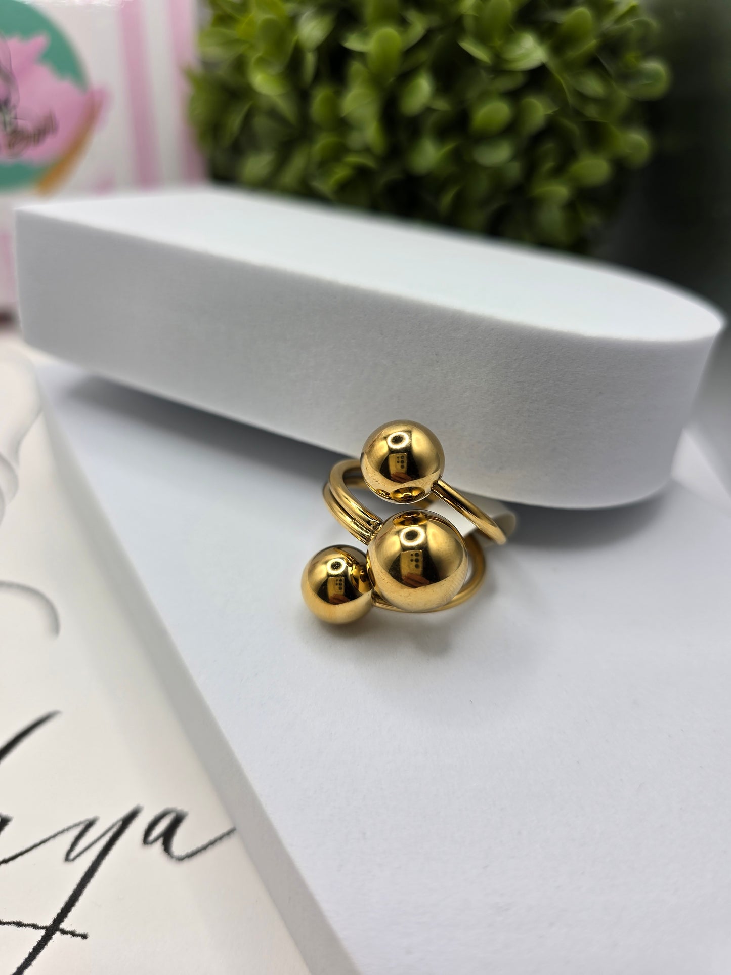 Sphere Ring