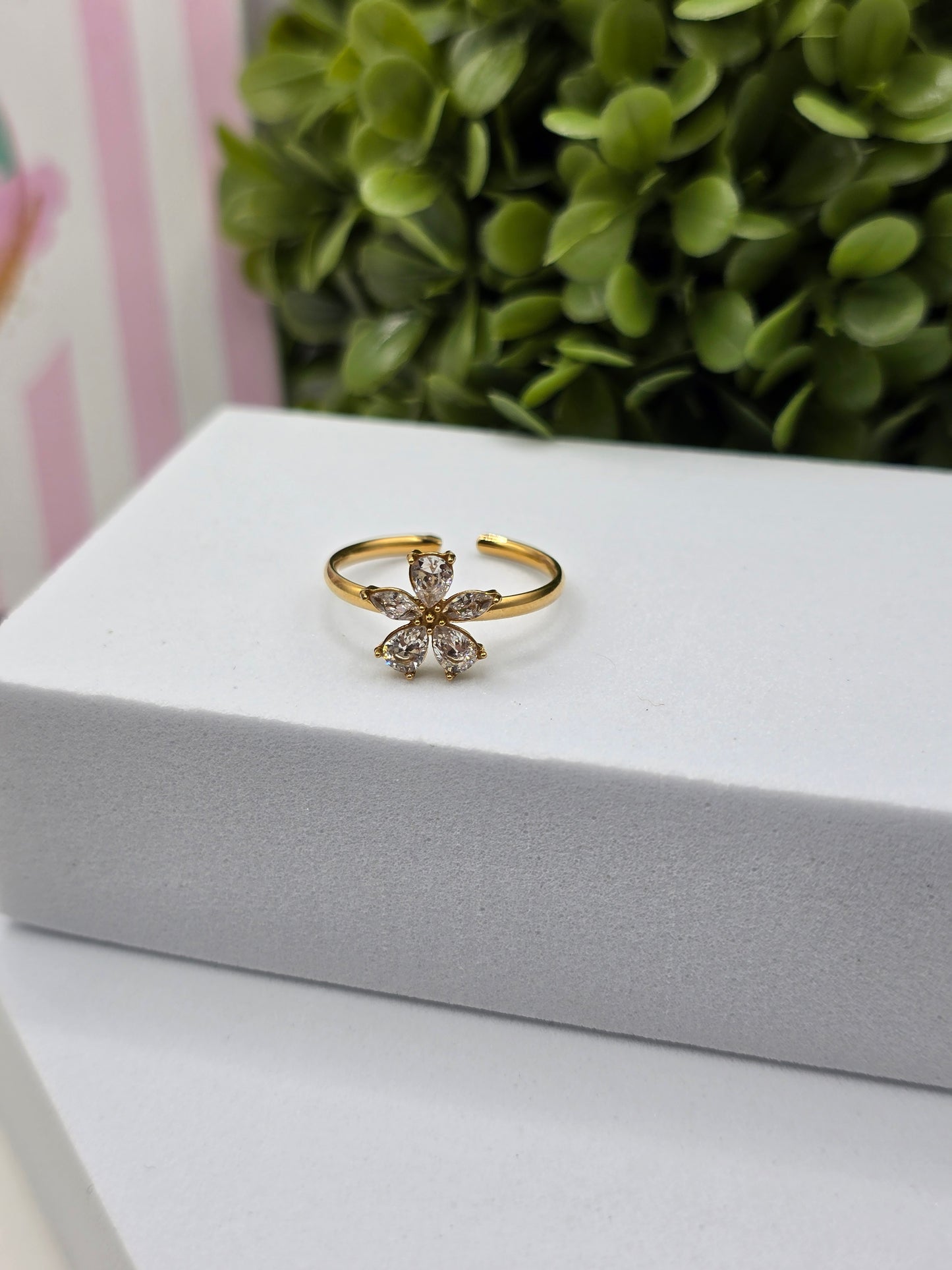 Le Fleur Ring